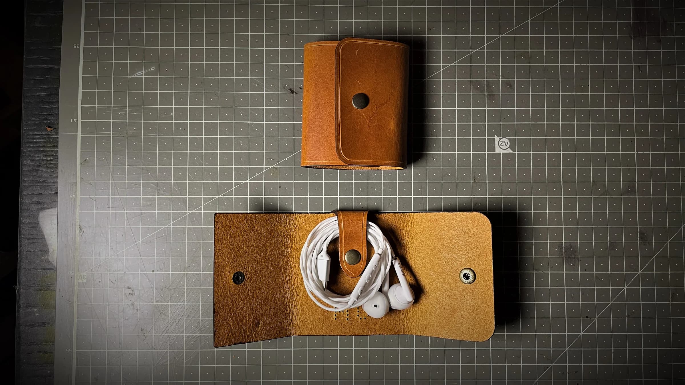 Handmade EARPHONE HOLDER